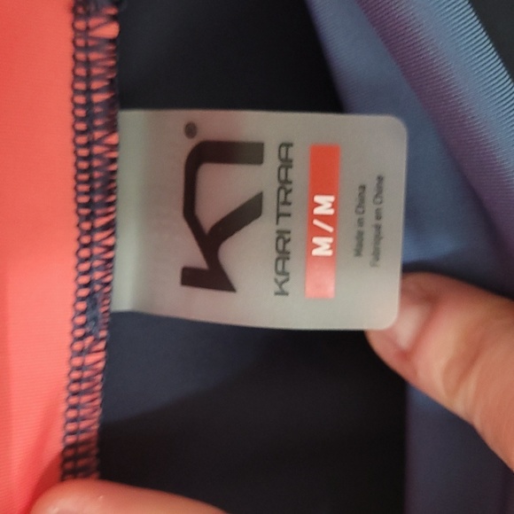 Women's Kari Traa running capris size Medium - Picture 3 of 7